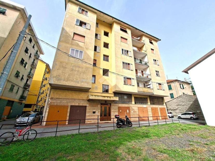 Trilocale via R. Quartini 37, Centro, Ronco Scrivia — foto 17 di 41