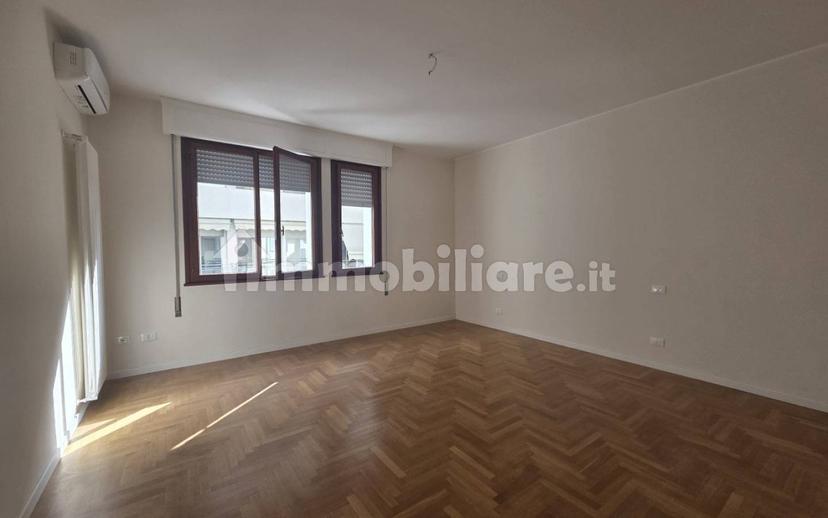 Appartamento viale delle Terme, Centro, Abano Terme — foto 6 di 20