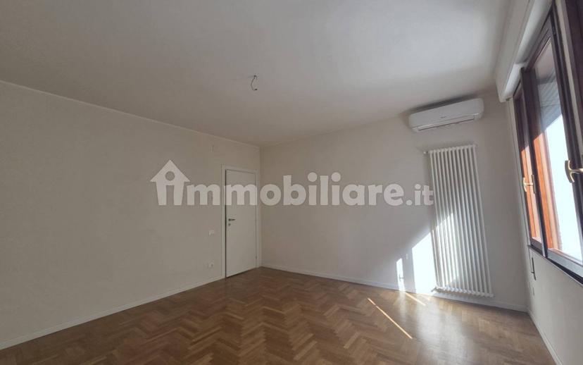 Appartamento viale delle Terme, Centro, Abano Terme — foto 5 di 20