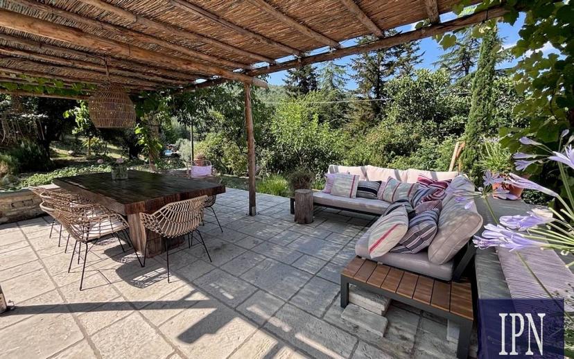 Villa bifamiliare via San Martino, Lisciano Niccone