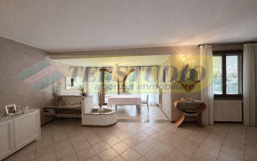 Villa unifamiliare via Enrico Fermi snc, Brugarolo, Merate — foto 3 di 23