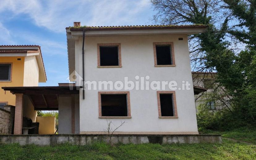 Villa a schiera via Valle Pazza, Centro, Sezze