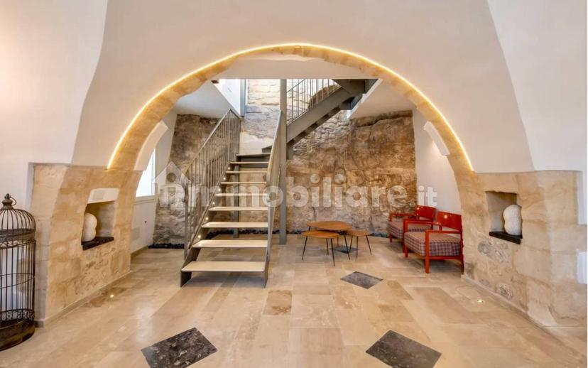 Terratetto unifamiliare via Tenente Giuseppe La Rocca 2, Ibla, Ragusa — foto 3 di 22