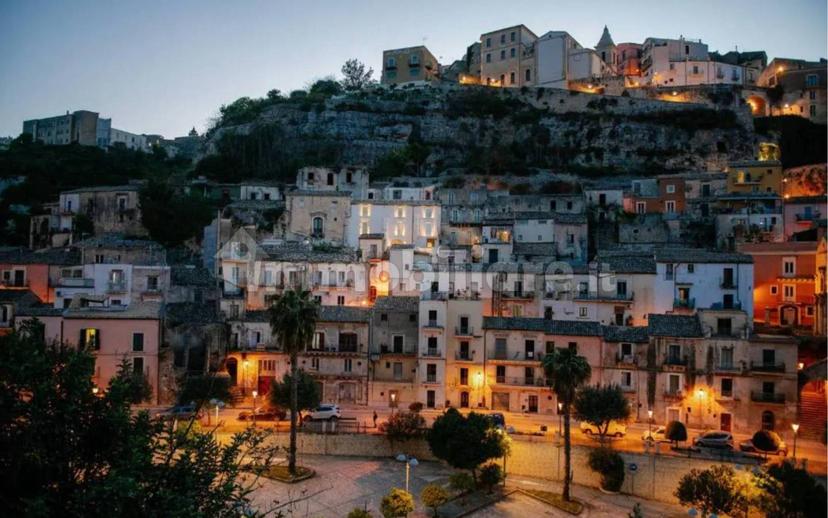 Terratetto unifamiliare via Tenente Giuseppe La Rocca 2, Ibla, Ragusa — foto 6 di 22