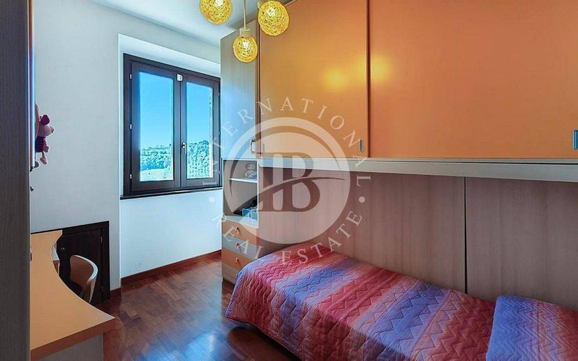 Casale, ottimo stato, 330 m², Montalto delle Marche — foto 16 di 32