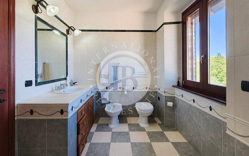 Casale, ottimo stato, 330 m², Montalto delle Marche — foto 20 di 32