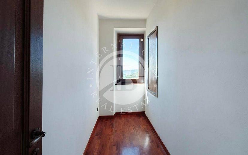 Casale, ottimo stato, 330 m², Montalto delle Marche — foto 17 di 32