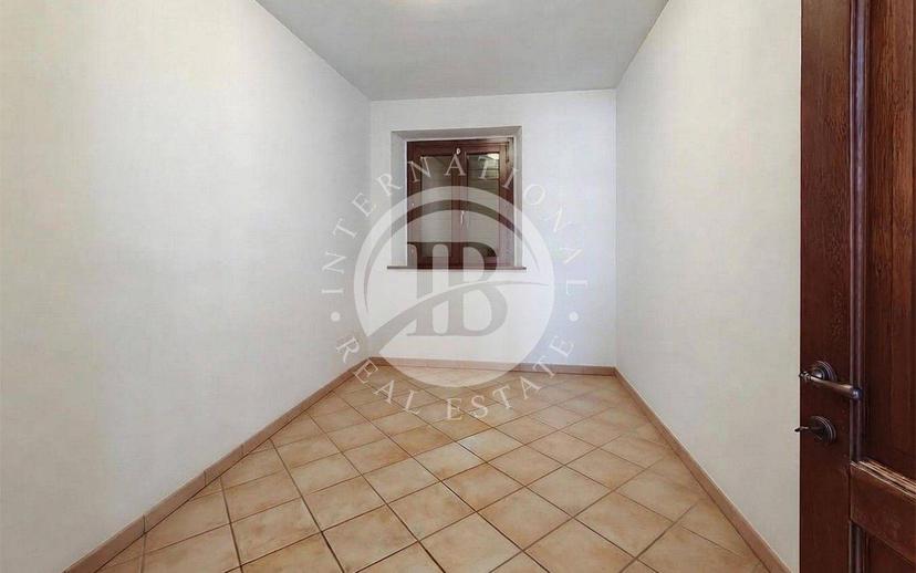 Casale, ottimo stato, 330 m², Montalto delle Marche — foto 11 di 32