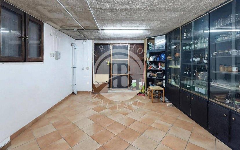 Casale, ottimo stato, 330 m², Montalto delle Marche — foto 23 di 32