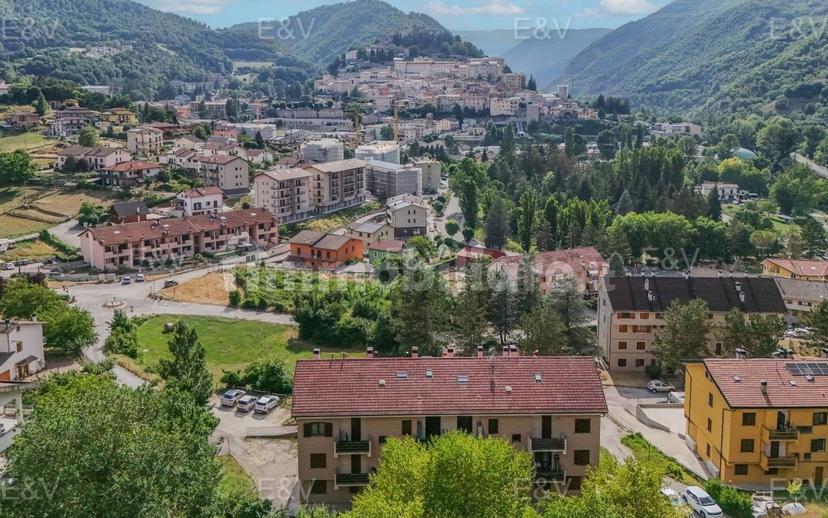 Appartamento via Fermo Marini, Centro, Cascia — foto 3 di 9