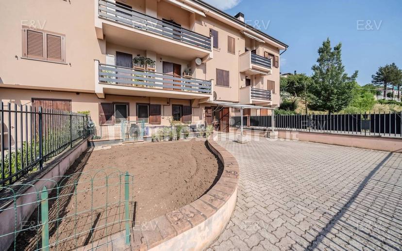 Appartamento via Fermo Marini, Centro, Cascia — foto 5 di 9