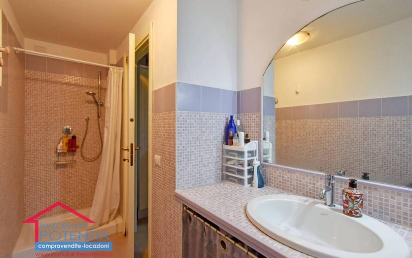 Trilocale ottimo stato, piano rialzato, Potenza Picena — foto 7 di 23