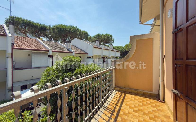 Villa a schiera via 25 Aprile 121, Centro, Lignano Sabbiadoro — foto 10 di 22