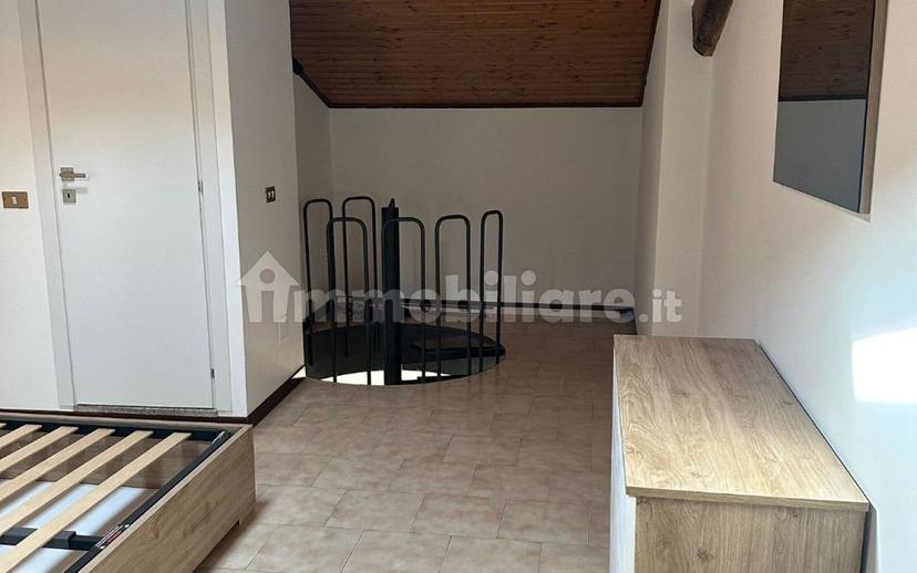 Trilocale via Giovanni Pascoli 6, Bardello con Malgesso e Bregano — foto 10 di 20