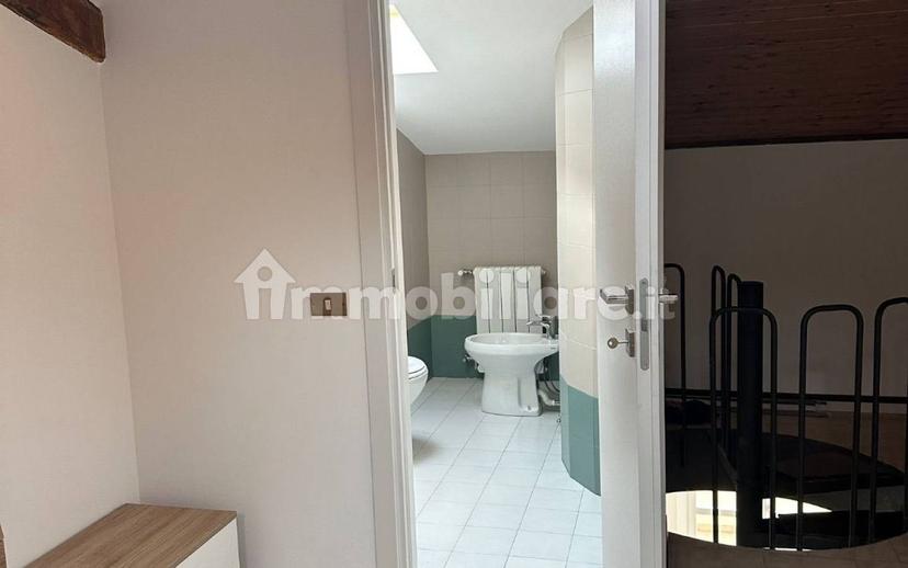 Trilocale via Giovanni Pascoli 6, Bardello con Malgesso e Bregano — foto 12 di 20