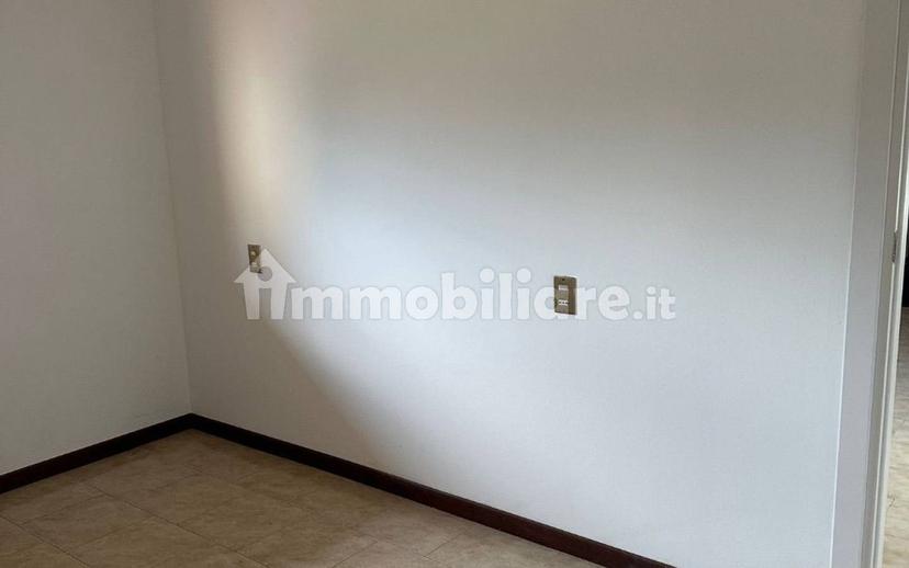 Trilocale via Giovanni Pascoli 6, Bardello con Malgesso e Bregano — foto 7 di 20