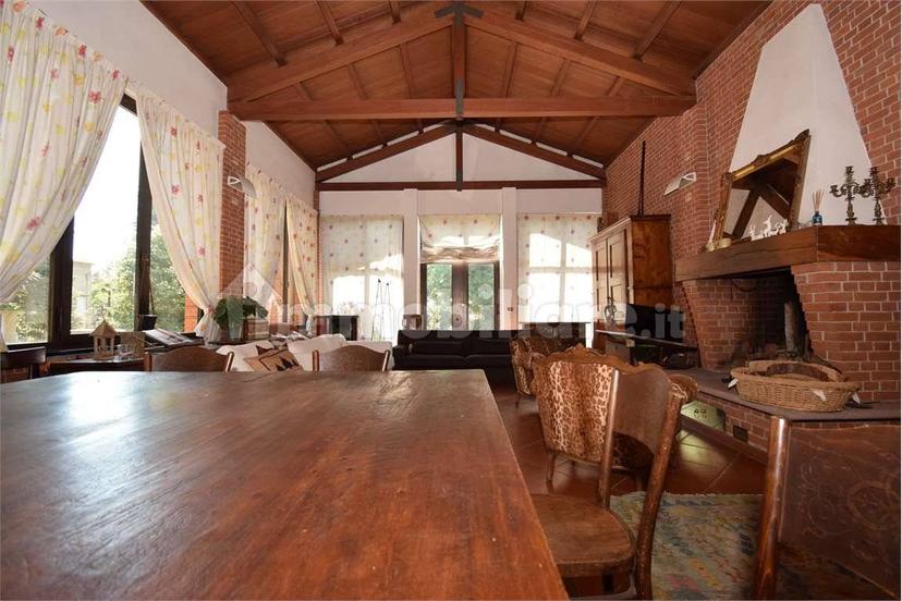 Villa unifamiliare via Francesco Bosso, 2, Porta Torino, Vercelli — foto 15 di 35