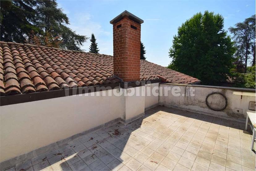 Villa unifamiliare via Francesco Bosso, 2, Porta Torino, Vercelli — foto 4 di 35