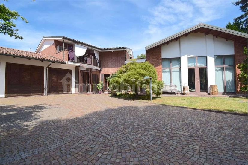 Villa unifamiliare via Francesco Bosso, 2, Porta Torino, Vercelli — foto 29 di 35