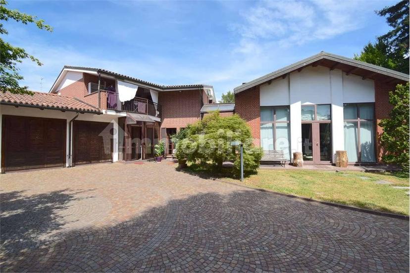 Villa unifamiliare via Francesco Bosso, 2, Porta Torino, Vercelli — foto 31 di 35
