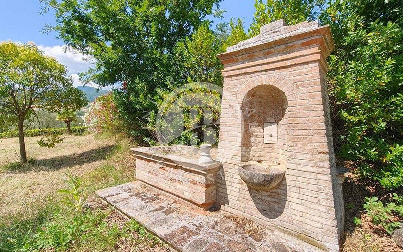 Casale, ottimo stato, 600 m², Montedinove — foto 10 di 32