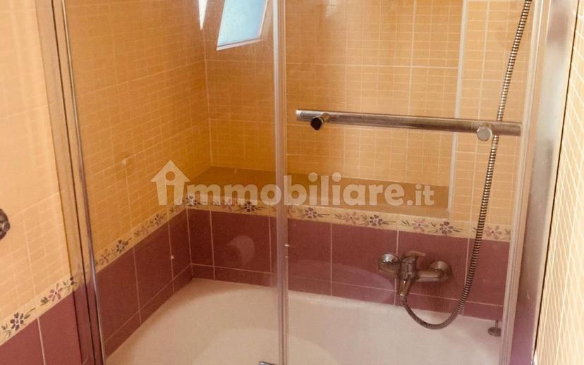 Bilocale via Nuovo Poggioreale, Centro, Crotone — foto 16 di 19