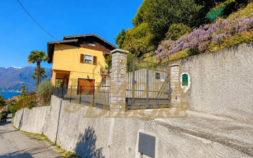 Villa unifamiliare via A. Bertoni 49, Colmegna, Luino — foto 43 di 60