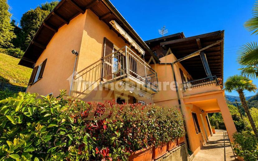 Villa unifamiliare via A. Bertoni 49, Colmegna, Luino — foto 39 di 60