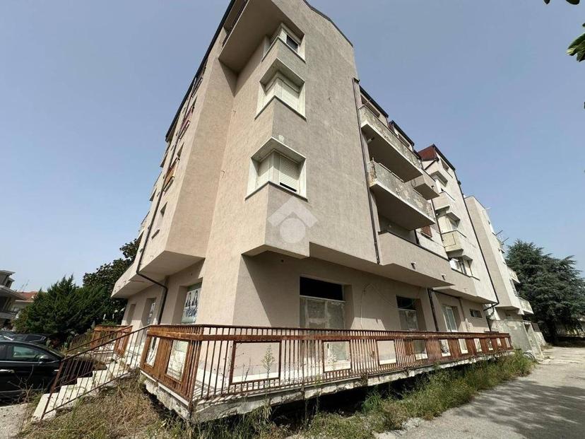 Bilocale via Annunziata Vecchia 80, Montesarchio — foto 11 di 19