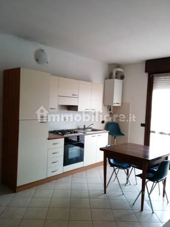 Monolocale Monsignor Gandolfi 24, Centro, Castello d'Argile — foto 3 di 10
