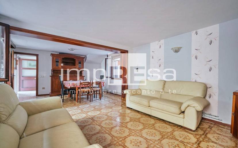 Villa bifamiliare via 33° Reggimento Artiglieria, Monigo, Treviso — foto 2 di 22