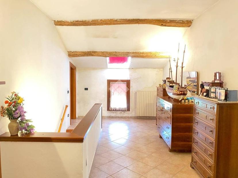 Casa colonica via Pontisette, Casaglia, Ferrara — foto 33 di 50