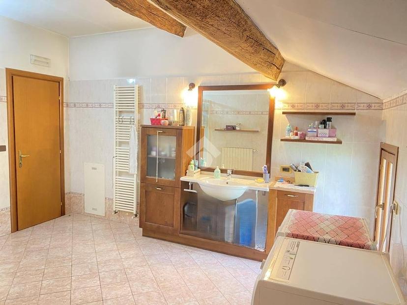 Casa colonica via Pontisette, Casaglia, Ferrara — foto 42 di 50