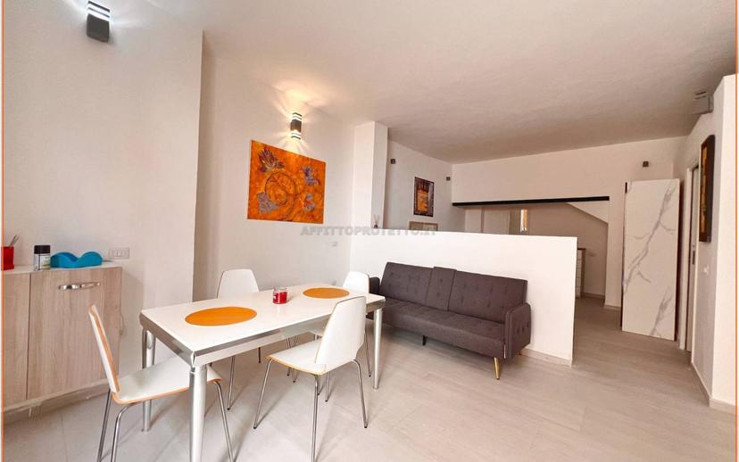 Loft piazza dell'Olmo, Centro, Formia — foto 13 di 16