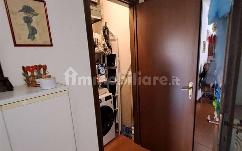 Appartamento via cavour, 4/D, Castel d'Azzano — foto 10 di 35