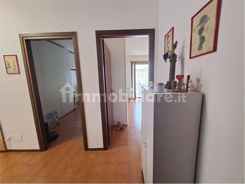 Appartamento via cavour, 4/D, Castel d'Azzano — foto 32 di 35