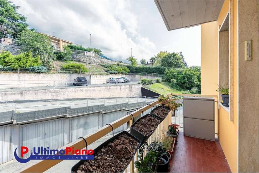 Appartamento viale Gran San Bernardo, 30, Centro, Aosta
