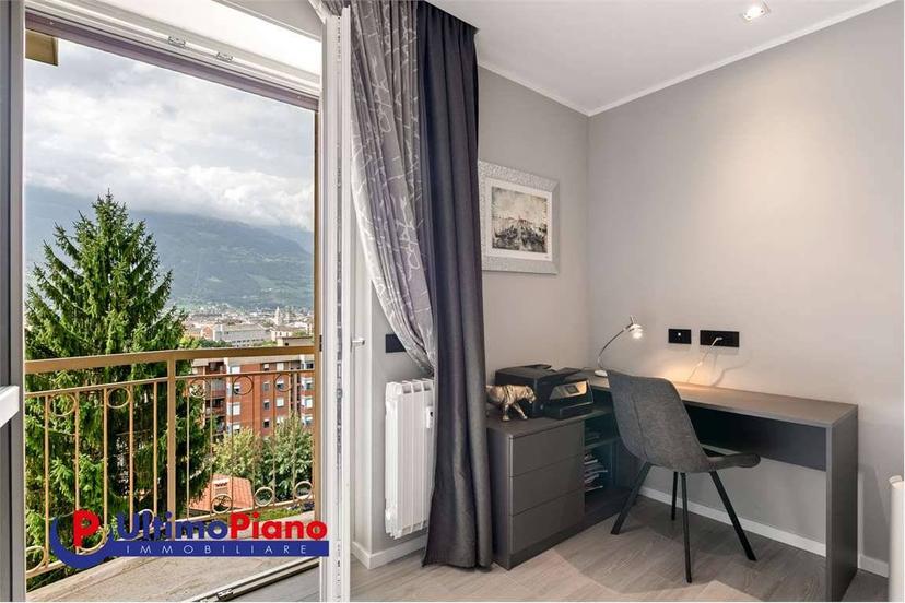 Appartamento viale Gran San Bernardo, 30, Centro, Aosta — foto 10 di 44