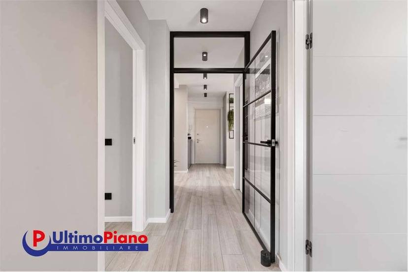 Appartamento viale Gran San Bernardo, 30, Centro, Aosta — foto 8 di 44