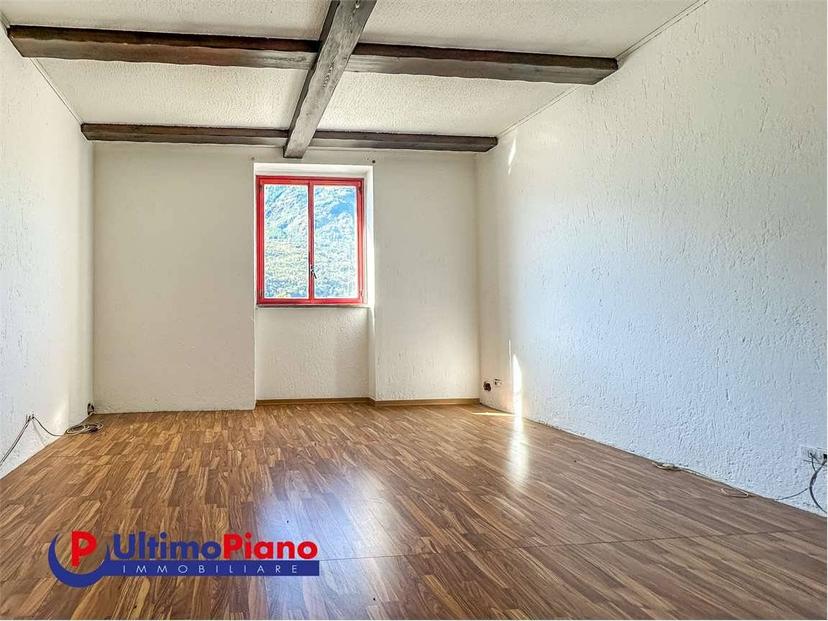 Trilocale Località Teppe, Quart — foto 14 di 28