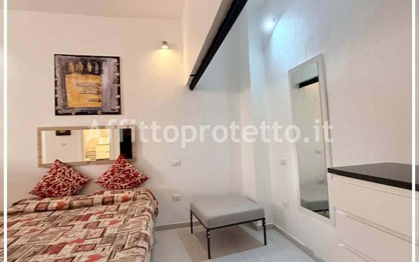 Loft piazza dell'Olmo, Centro, Formia — foto 2 di 16