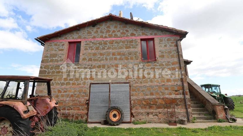 Casale Strada della Falconeria, Acquapendente — foto 41 di 79