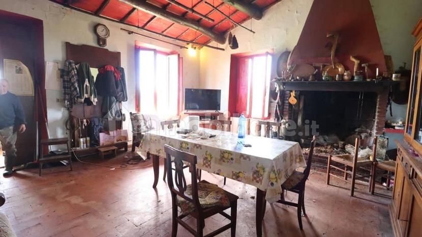 Casale Strada della Falconeria, Acquapendente — foto 45 di 79