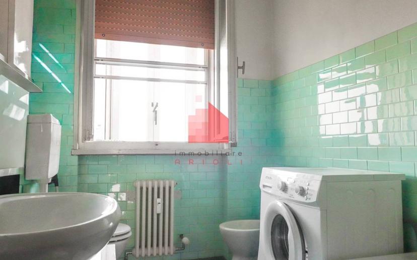 Trilocale buono stato, sesto piano, Centro, Ostiglia — foto 13 di 13