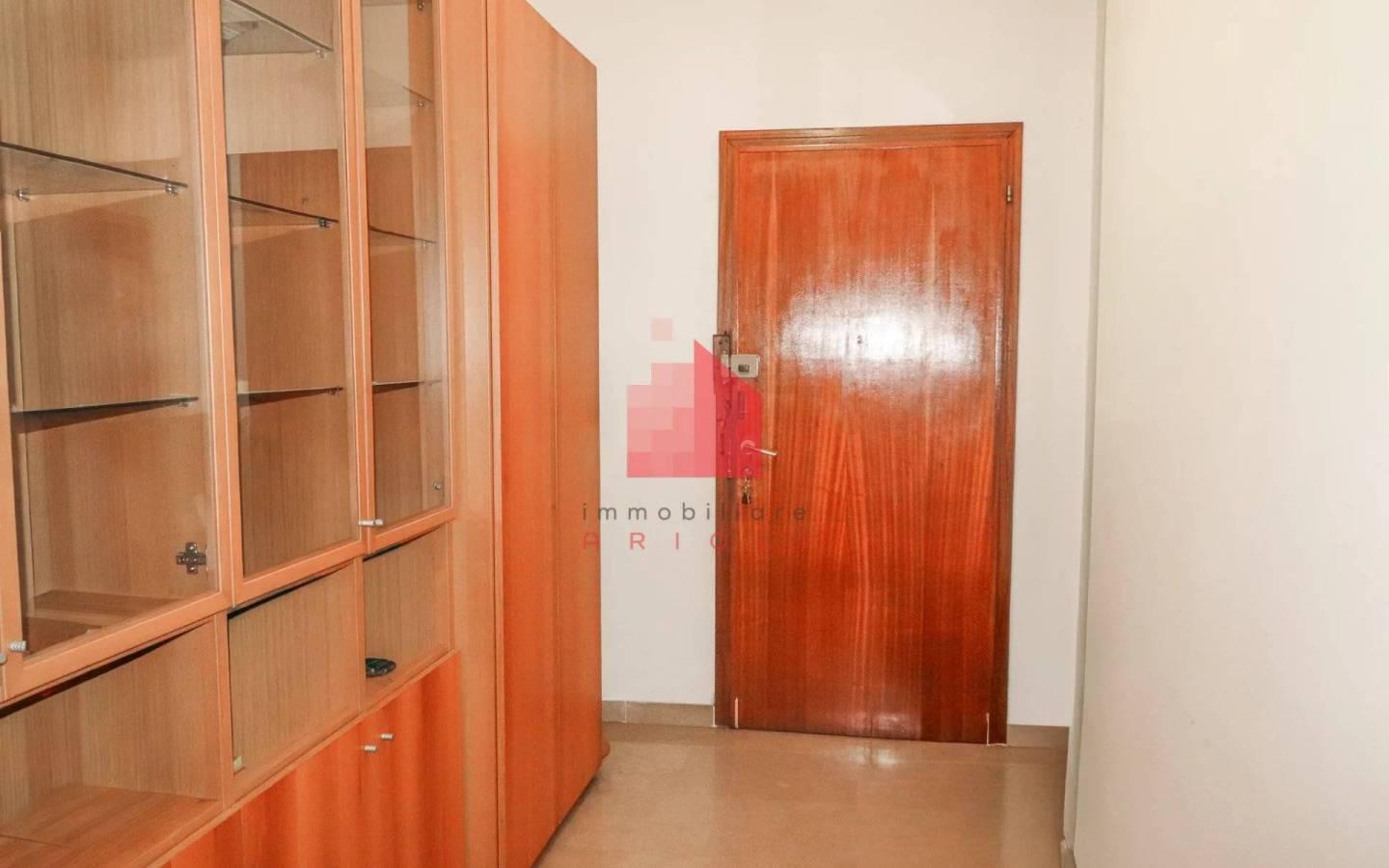 Trilocale buono stato, sesto piano, Centro, Ostiglia