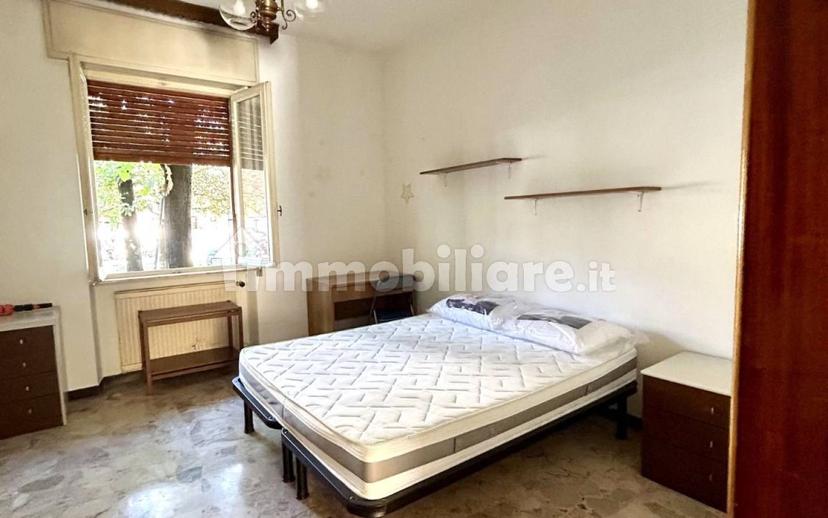 Quadrilocale buono stato, piano rialzato, Dante - Cheope, Piacenza