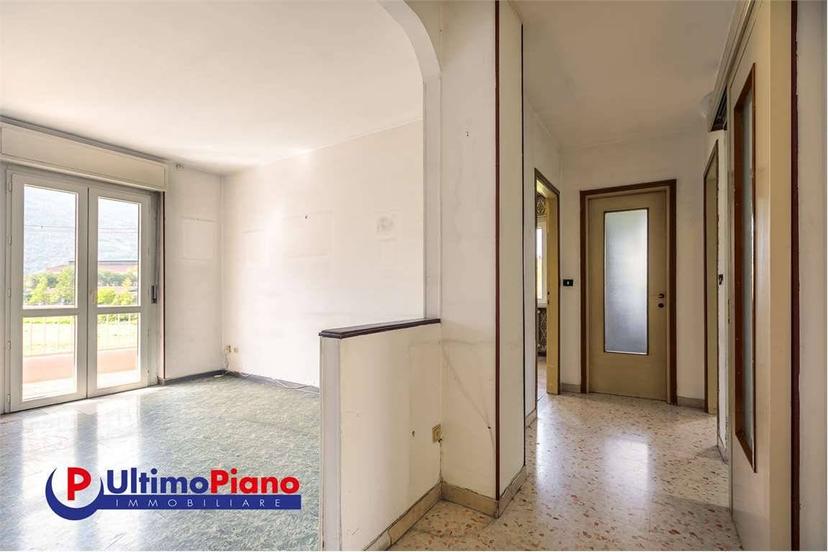 Trilocale via Buthier, 34, Centro, Aosta — foto 13 di 25