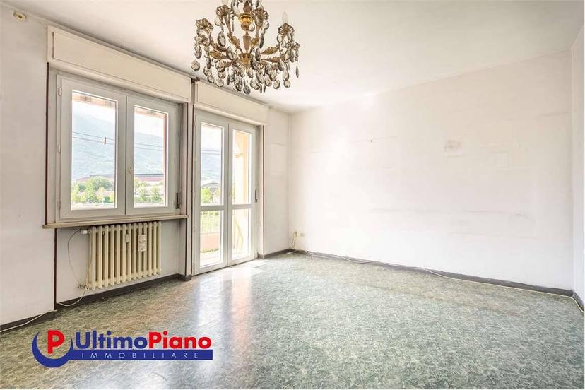 Trilocale via Buthier, 34, Centro, Aosta — foto 14 di 25