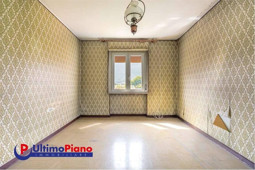 Trilocale via Buthier, 34, Centro, Aosta — foto 12 di 25