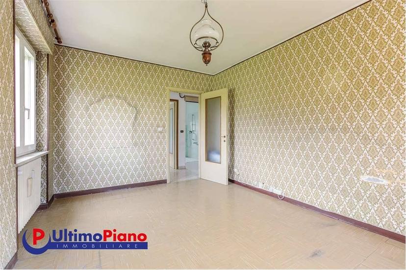 Trilocale via Buthier, 34, Centro, Aosta — foto 9 di 25